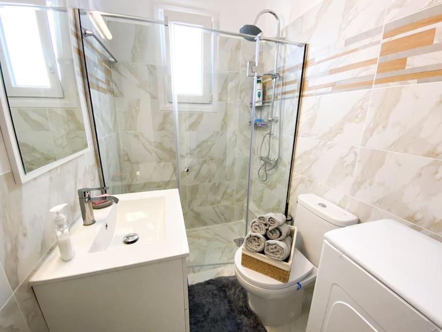 6Th Floor Apartment In Victoria Square Atenas Exterior foto